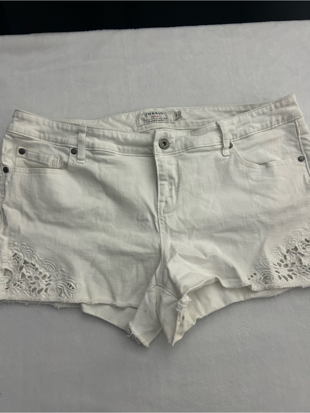 torrid White Embroidered Denim Shorts